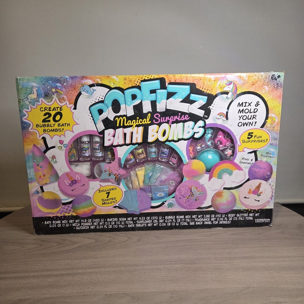 NIB Pop Fizz Magical Surprise DIY Bath Bomb Kit